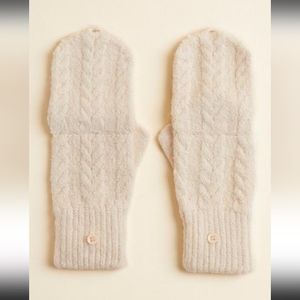 NWT Torrid Cable Knit Glove w/ Button Back- Ivory NWT